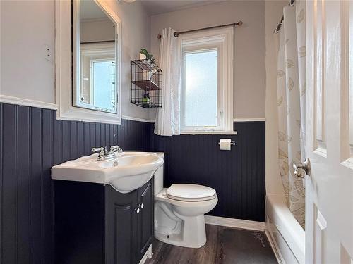 2427 Rosser Avenue, Brandon, MB 