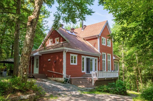 Façade - 435 Ch. Du Tangara, Lac-Aux-Sables, QC 