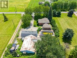 Bird's-eye view of the  property - 