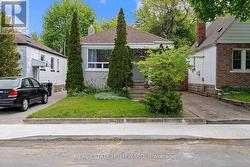 59 MANDERLEY DRIVE Toronto, ON M1N 3G1