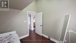 Bedroom 1 - 