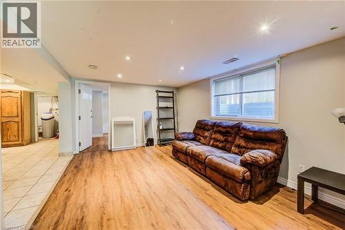 139 Elgin Crescent, Waterloo, ON 
