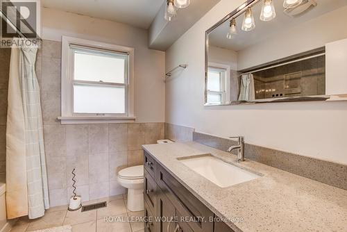 139 Elgin Crescent, Waterloo, ON 