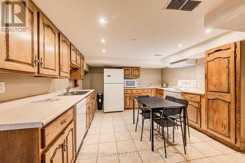 139 Elgin Crescent, Waterloo, ON 