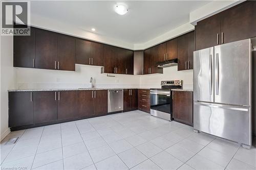 267 Grovehill Crescent, Kitchener, ON - Indoor Photo Showing Kitchen