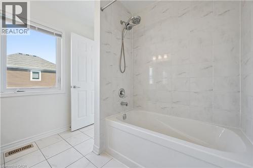 267 Grovehill Crescent, Kitchener, ON - Indoor Photo Showing Bathroom
