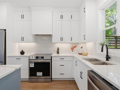 398 Shore Drive, Bedford, NS 