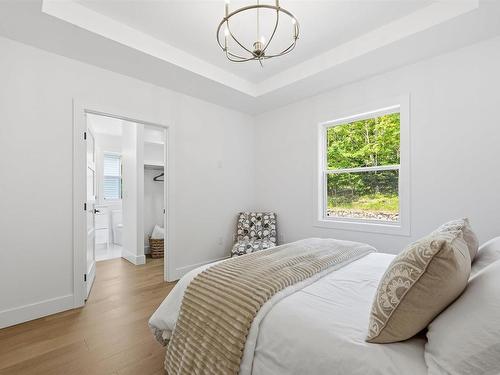 398 Shore Drive, Bedford, NS 