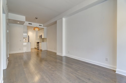Salon - 908-1181 Rue Bishop, Montréal (Ville-Marie), QC 