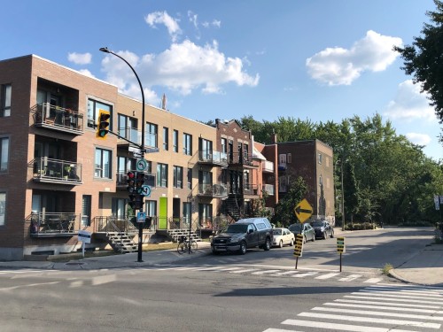 Street - 1-2484 Rue Marie-Anne E., Montréal (Le Plateau-Mont-Royal), QC 