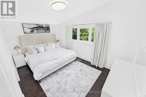 2138 Truscott Drive, Mississauga, ON 