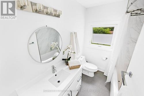 2138 Truscott Drive, Mississauga, ON 