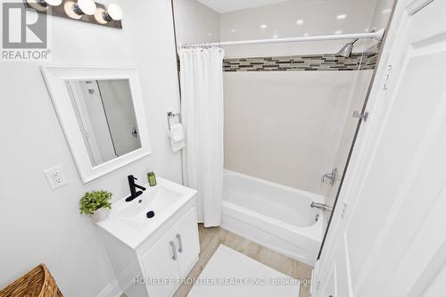 2138 Truscott Drive, Mississauga, ON 