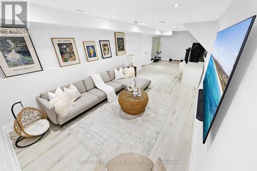 2138 Truscott Drive, Mississauga, ON 