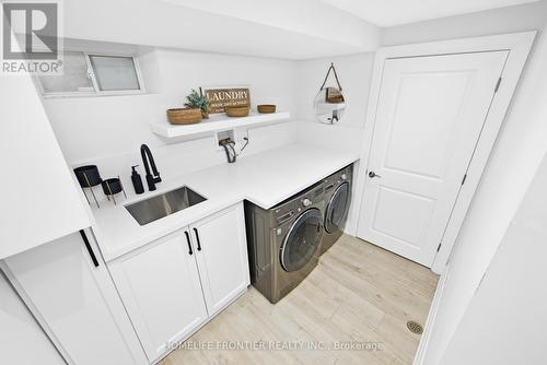 2138 Truscott Drive, Mississauga, ON 
