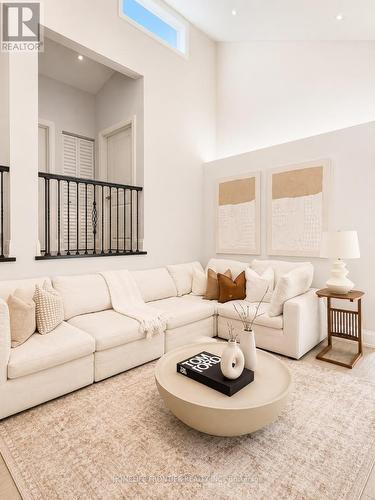 2138 Truscott Drive, Mississauga, ON 