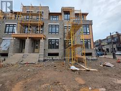 107 JACK BOWERBANK BOULEVARD Oakville, ON L6M 4K1