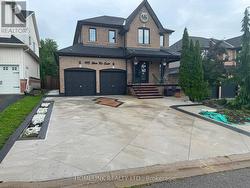 1115 SILVERFOX COURT Oshawa, ON L1K 2T9