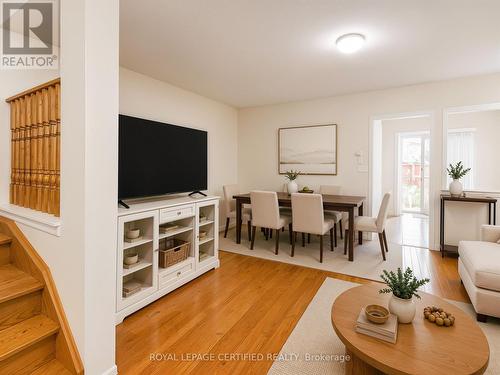 7177 Village Walk, Mississauga, ON 
