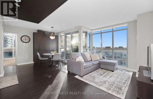 1106 - 15 Iceboat Terrace, Toronto, ON 