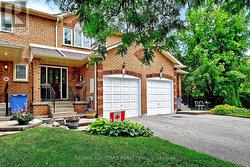 9 OPAL COURT  Whitchurch-Stouffville, ON L4A 8C2