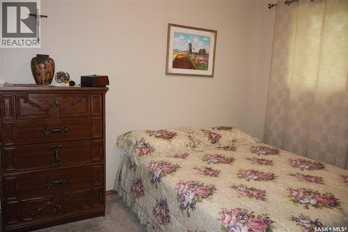 407 7Th Avenue E, Assiniboia, SK 