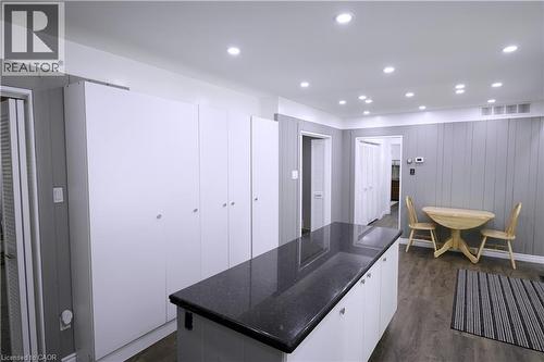 560 Crane Court, Burlington, ON 