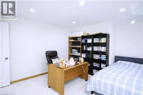 560 Crane Court, Burlington, ON 