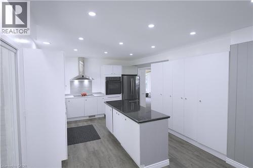 560 Crane Court, Burlington, ON 