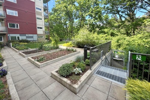 #308-20 Barsby Ave, Nanaimo, BC 