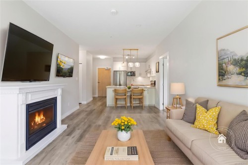 #308-20 Barsby Ave, Nanaimo, BC 