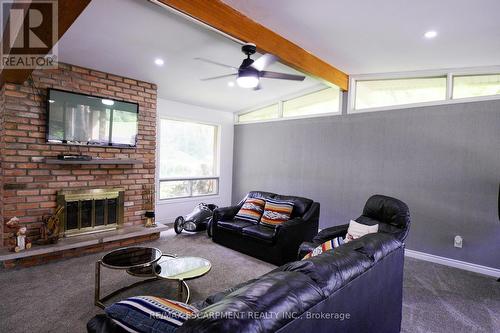 560 Crane Court, Burlington, ON 