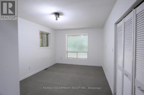 560 Crane Court, Burlington, ON 