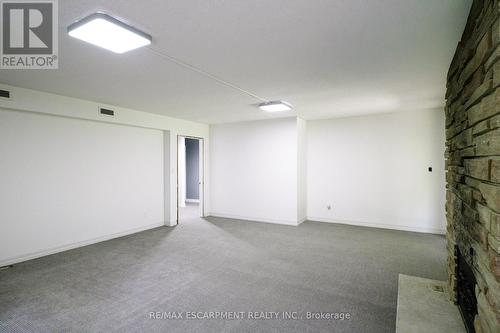 560 Crane Court, Burlington, ON 