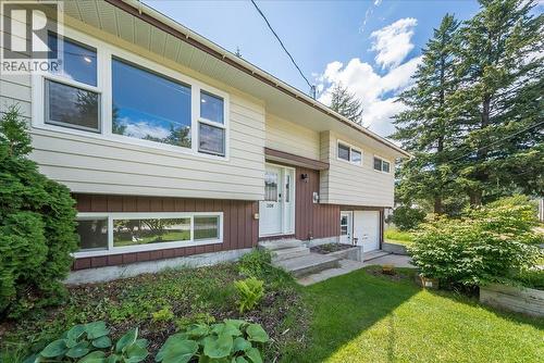 2108 Third Avenue, Rossland, BC 