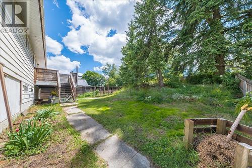 2108 Third Avenue, Rossland, BC 