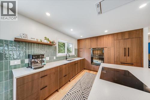 2108 Third Avenue, Rossland, BC 