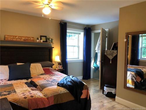 11 Palmer Rd, Waterville, NB 