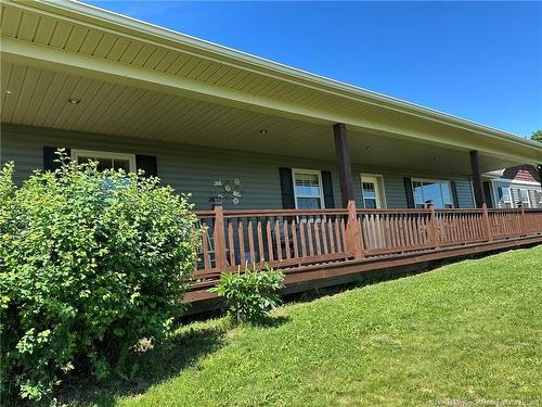 11 Palmer Rd, Waterville, NB 