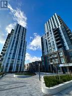 515 - 60 HONEYCRISP CRESCENT Vaughan, ON L4K 0N5