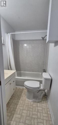 125 Broadway Avenue, Hamilton, ON - Indoor Photo Showing Bathroom
