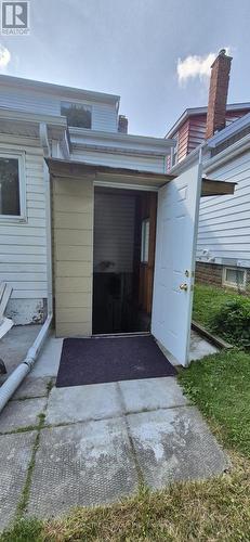 125 Broadway Avenue, Hamilton, ON - Outdoor With Exterior