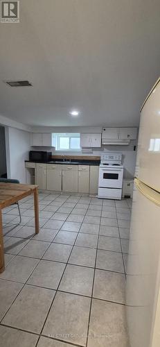 125 Broadway Avenue, Hamilton, ON - Indoor