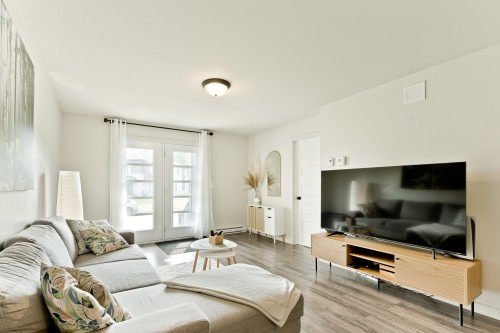 Living Room - 474 Rue Paul-Gagné, Sherbrooke (Fleurimont), QC - Indoor Photo Showing Living Room