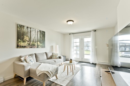 Living Room - 474 Rue Paul-Gagné, Sherbrooke (Fleurimont), QC - Indoor Photo Showing Living Room