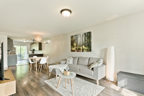 Overall view - 474 Rue Paul-Gagné, Sherbrooke (Fleurimont), QC - Indoor Photo Showing Living Room