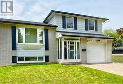 708 WAVERLY STREET N  Oshawa (Northglen), ON L1J 6C3