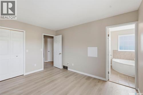 246 Brookmore Lane, Saskatoon, SK 