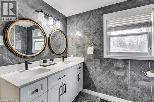 55 Wentworth Court, London, ON 