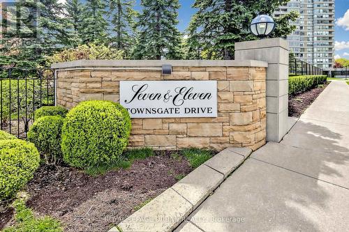 110 - 11 TOWNSGATE DRIVE  Vaughan, ON L4J 8G4